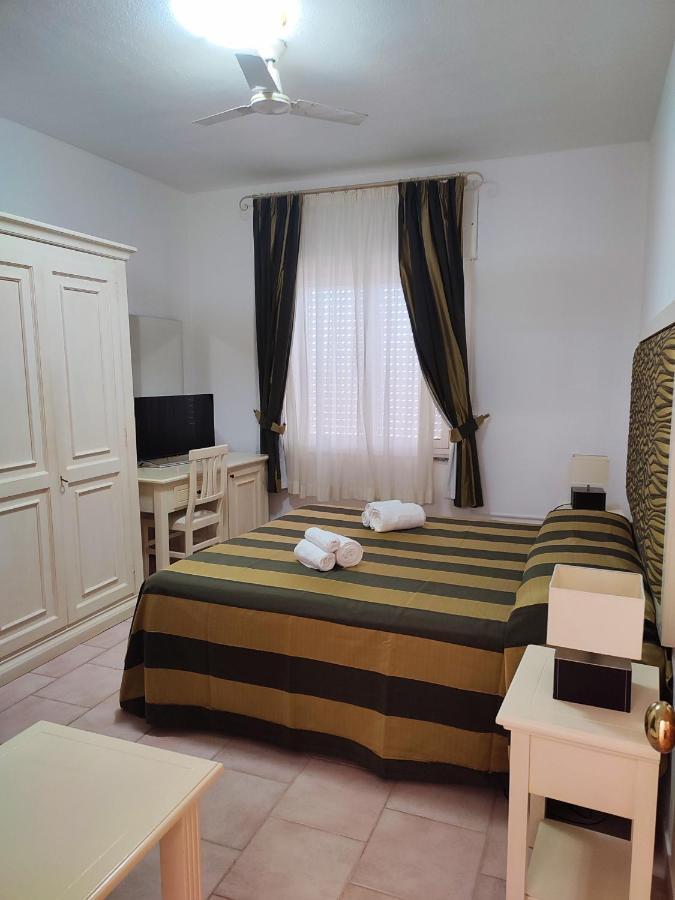 A.I.R. Hotel Gabbiano イーゾラ・ロッサ エクステリア 写真
